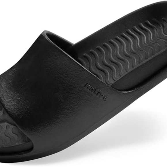 Women's Native slides size 9 women's black slide size 9 Spencer lx - Picture 2 of 3